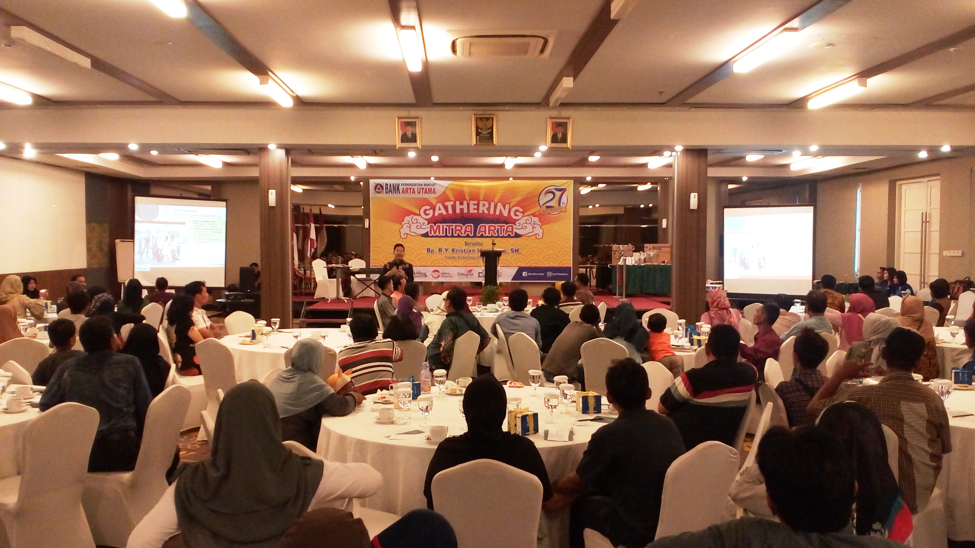 Gathering Mitra Arta